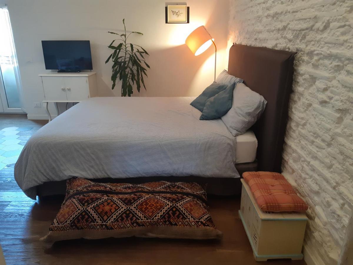 Cozy Studio In Trastevere Lägenhet *