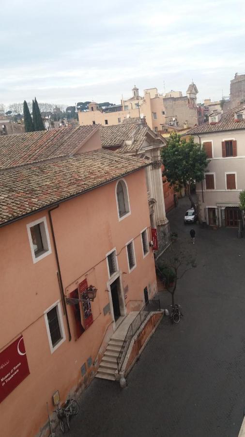 Cozy Studio In Trastevere Rom